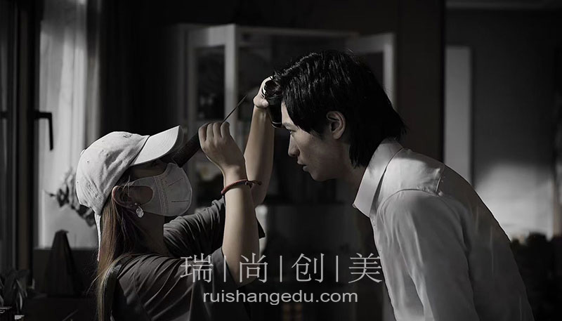 为什么都要学习影视化妆？和普通化妆相比有什么不一样