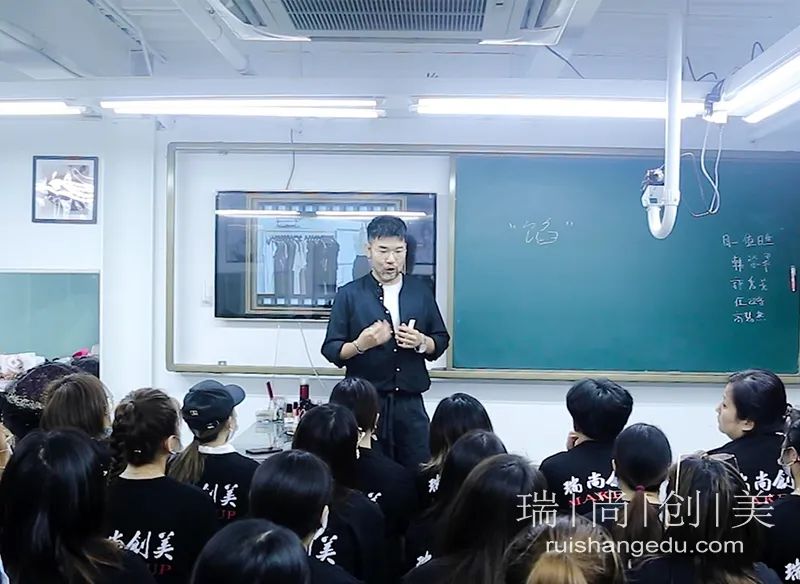 中考不是独木桥，还有哪些路可以选择？