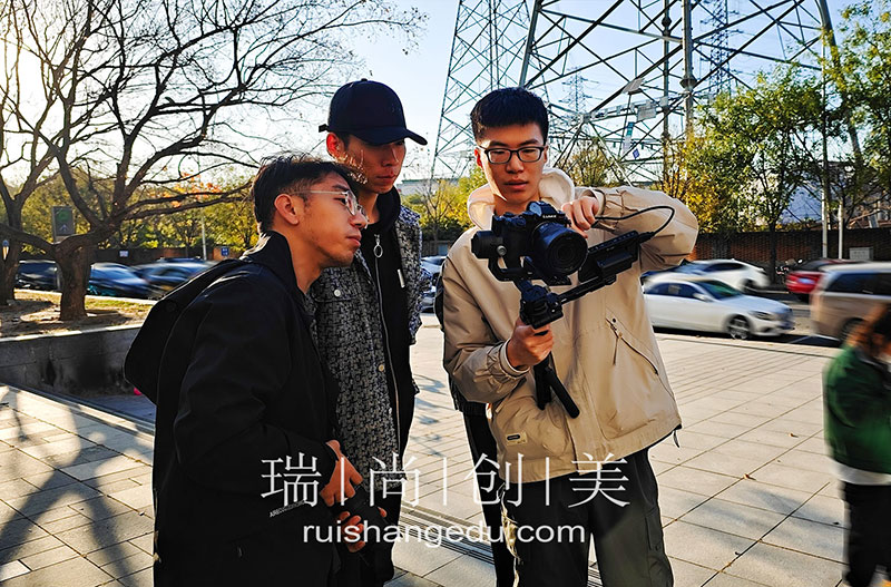 瑞尚创美摄影班开学啦！镜头里的梦想，从这里起航！
