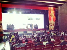 学员助力北外晚会舞台妆