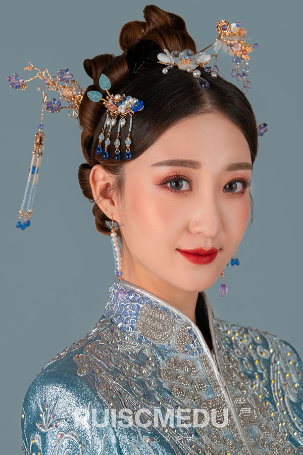 学化妆