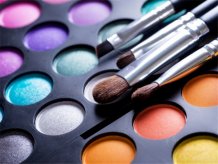 化妆技巧分享:化妆品还可以这样利用