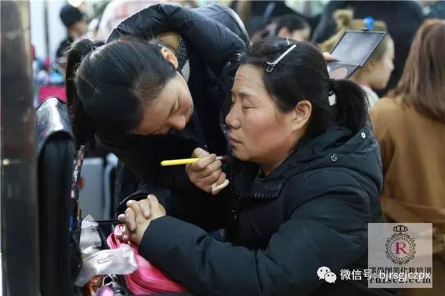 影视老年妆：想考资格证？先过了这一关再说！
