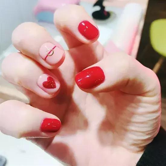 新娘大作战：备战黄金周，做上美美的新娘甲去拍婚纱照吧！