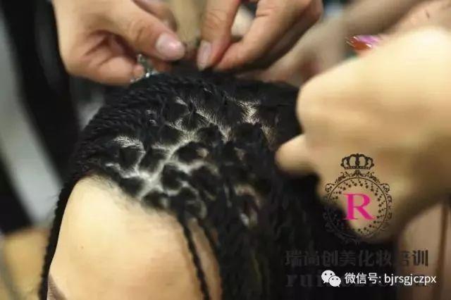 主流手艺活儿：攻气十足的脏辫，让你拥有自己的“味道”！