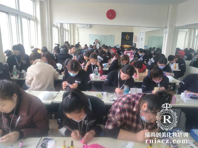 4月美甲学员日常作品展示，0基础照样学得好！