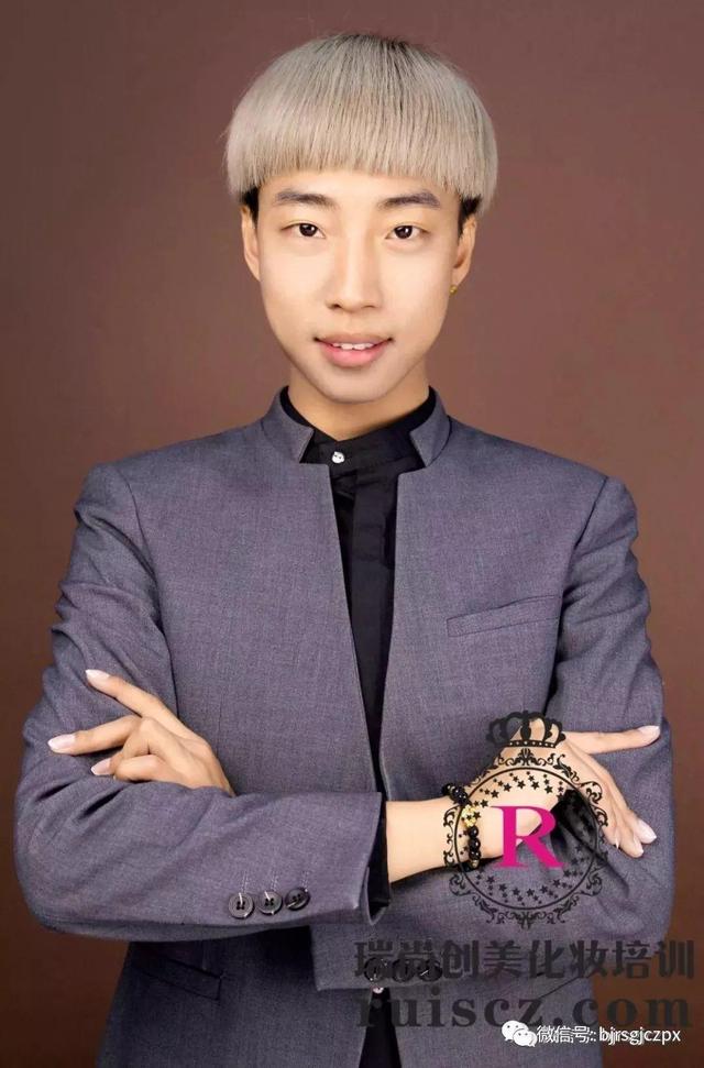 毕业生招聘：高薪差距，源于你选择的方向！