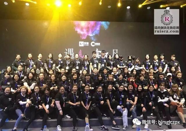 毕业生招聘：高薪差距，源于你选择的方向！