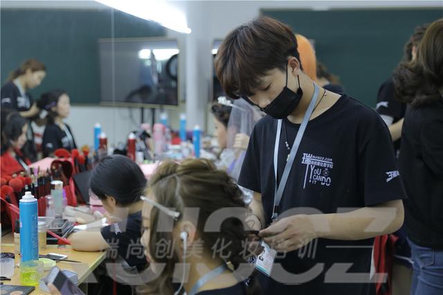你们认真的样子……真的撩到我了！