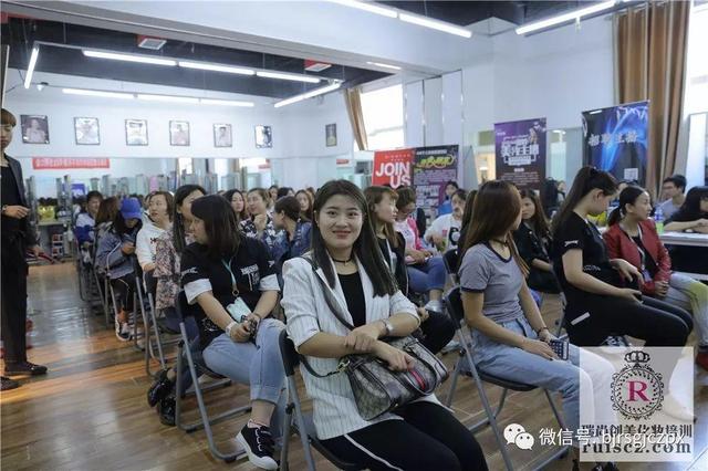 校招进行时：百家校企合作，就业无忧！