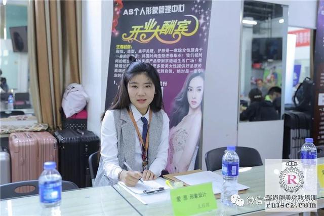 校招进行时：百家校企合作，就业无忧！