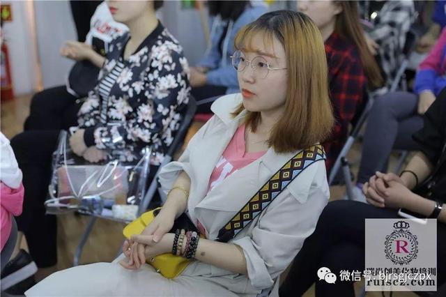 校招进行时：百家校企合作，就业无忧！