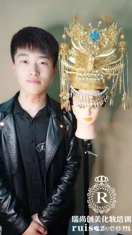 化妆师必备的高配手艺活儿,高端饰品制作