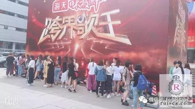 「高考加油」愿你成为六月最耀眼的光！