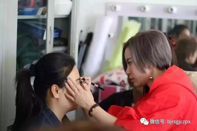 「高考加油」愿你成为六月最耀眼的光！