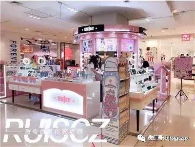 「无忧就业」化妆师人才培养,助力美业发展
