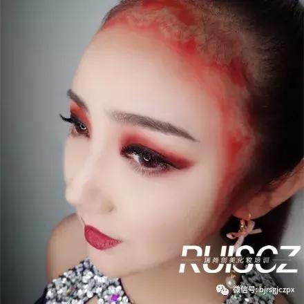 挑逗视觉神经的创意眼妆,颠覆你的想象!