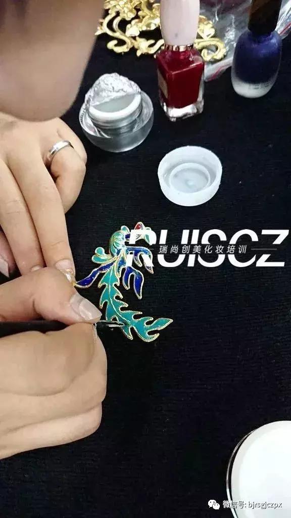 古装造型很好做?做好饰品就不是个简单的事儿!