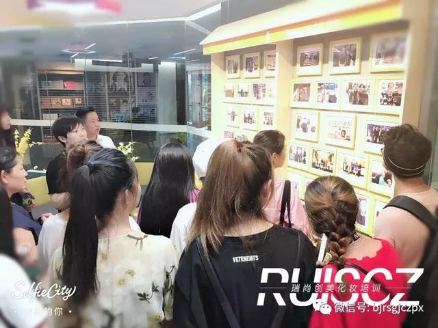 化妆师想快速融入团队?这份岗前攻略请收下!