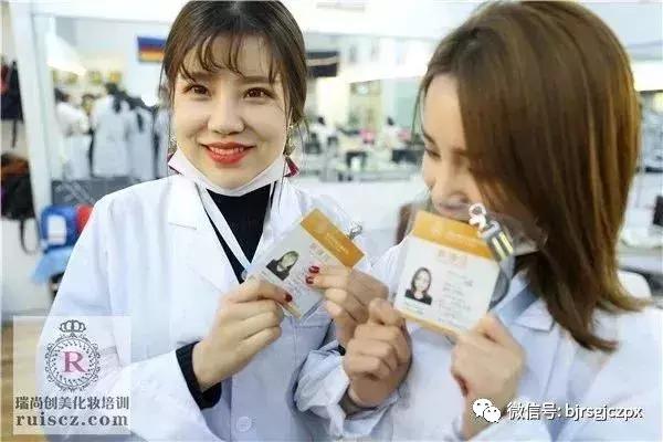8月份好运:先报名,后学习,超适合优惠绝缘体的你!