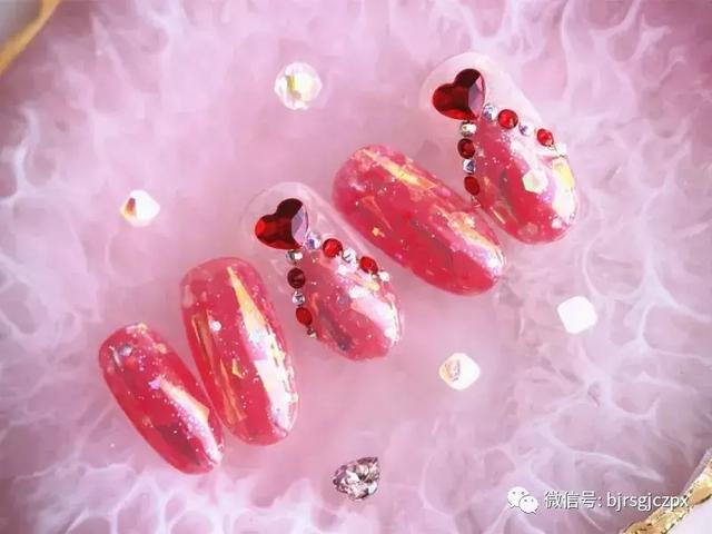 超甜的七夕美甲,妆点你的桃花运~