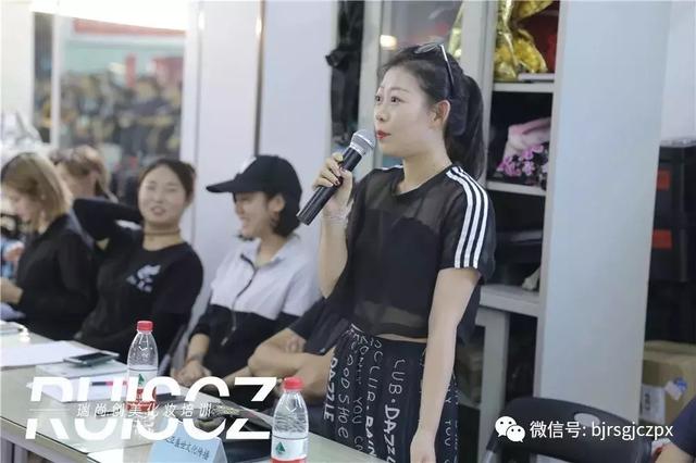 化妆师应聘攻略,实战经验才是就业的本钱!