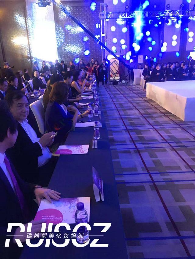 学员实习｜2018世界亚裔小姐选美大赛中国区总决赛