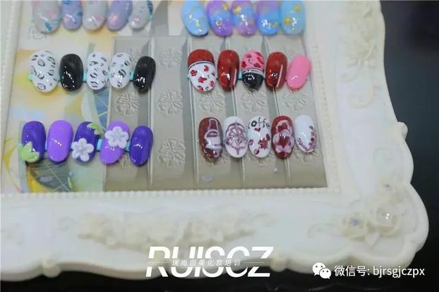 完全不输杂志款的学员美甲作品欣赏