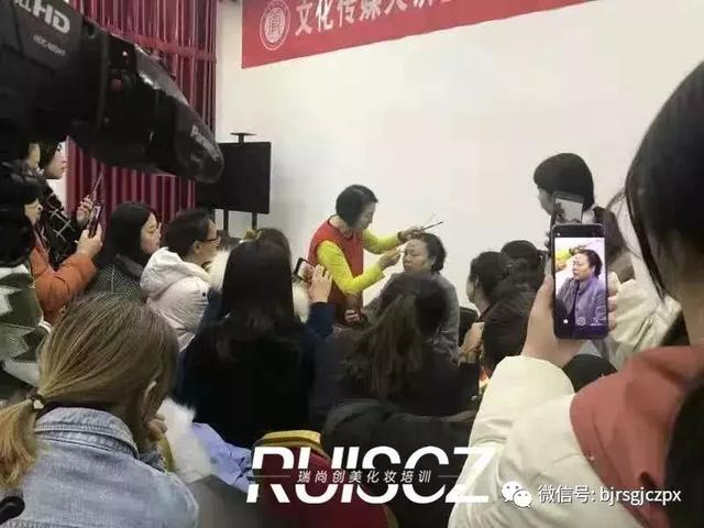 现大文传学院,2018冬季名师公开课开讲啦!