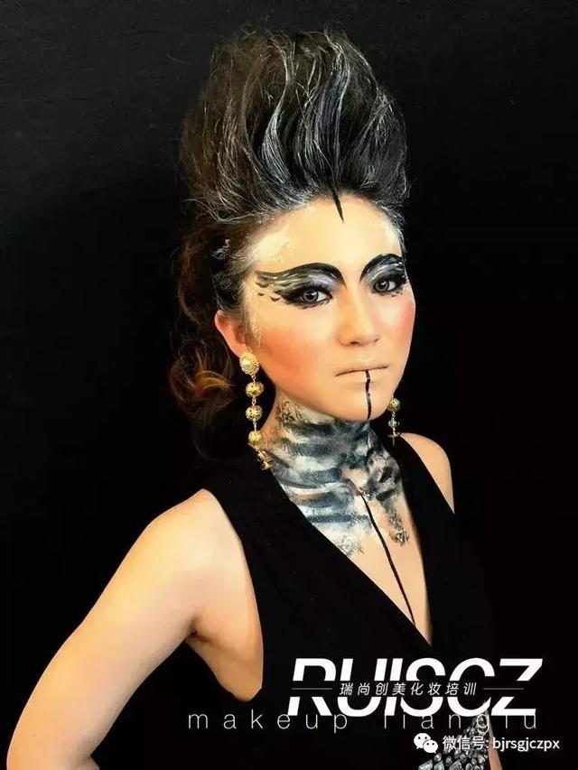 惹火又叛逆的Punk girl,行走在流行边缘的朋克文化