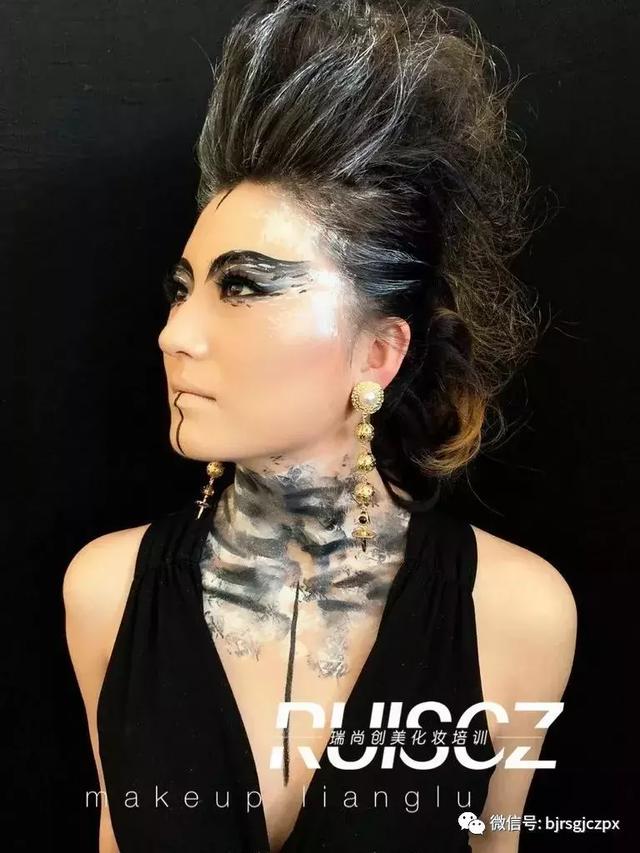 惹火又叛逆的Punk girl,行走在流行边缘的朋克文化