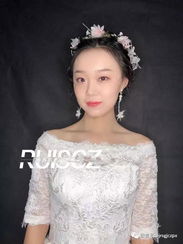 学员月考|基础班新娘造型,不同的灵感不同的诠释!