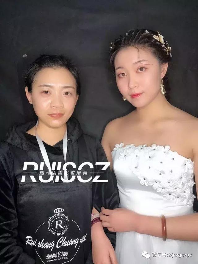 学员月考|基础班新娘造型,不同的灵感不同的诠释!