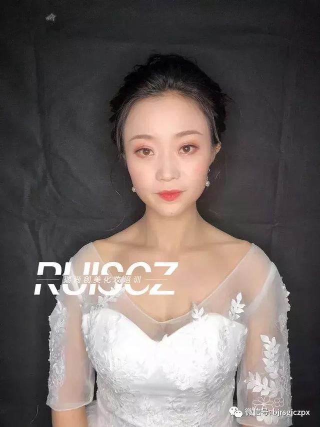 学员月考|基础班新娘造型,不同的灵感不同的诠释!