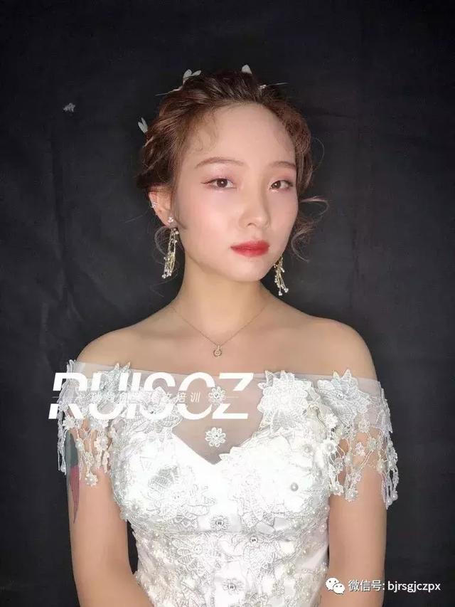 学员月考|基础班新娘造型,不同的灵感不同的诠释!