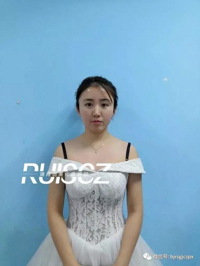 学员月考|基础班新娘造型,不同的灵感不同的诠释!