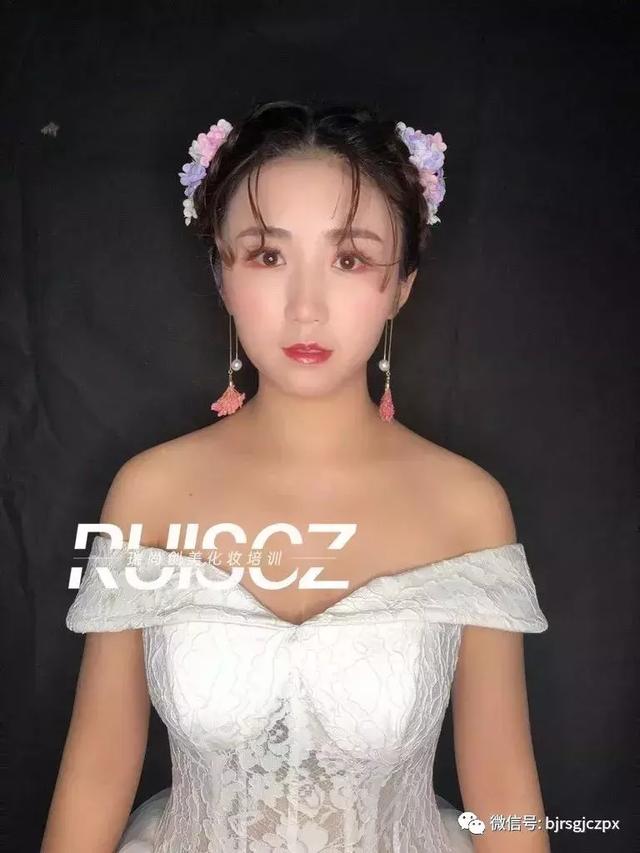 学员月考|基础班新娘造型,不同的灵感不同的诠释!