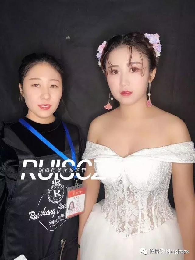 学员月考|基础班新娘造型,不同的灵感不同的诠释!