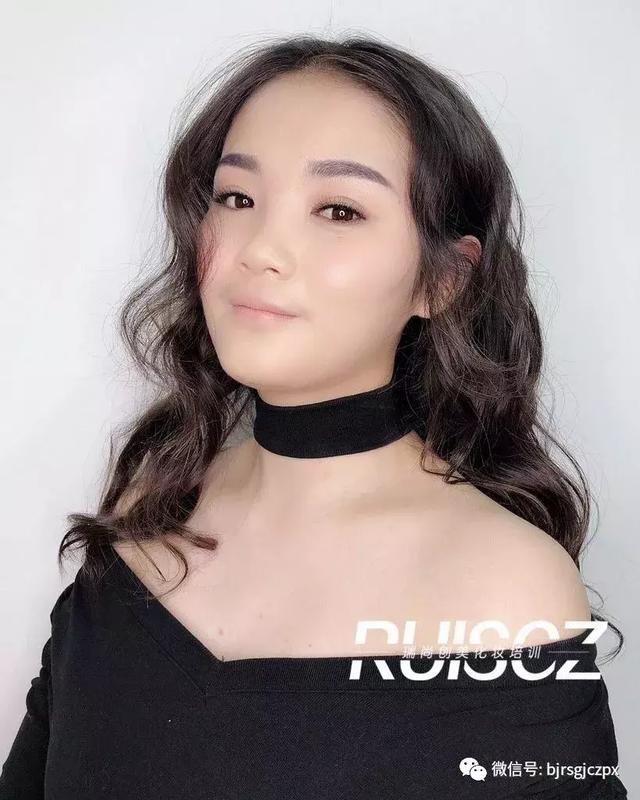 影楼妆|零妆感妆面,秋冬裸妆的重点在这里!