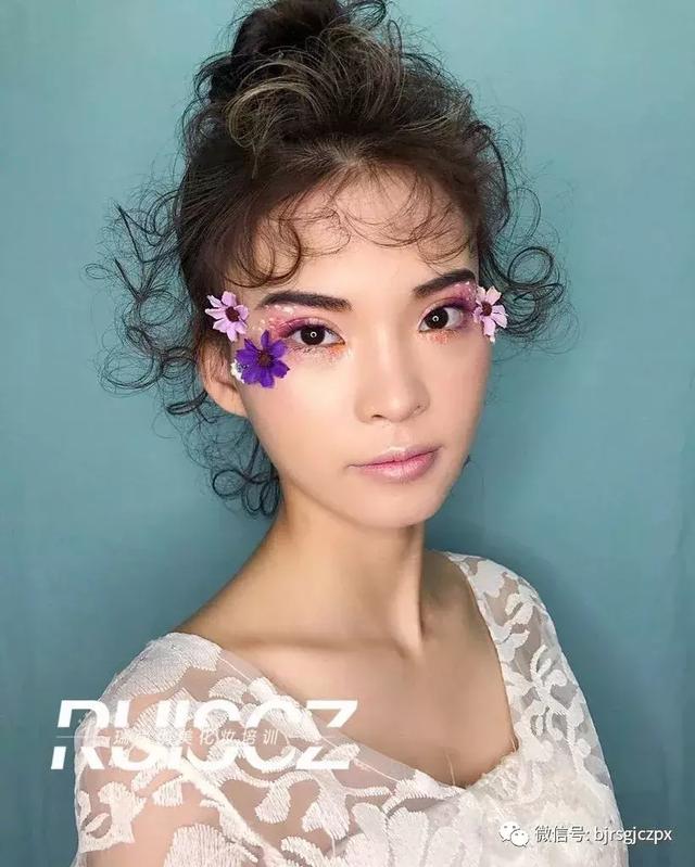 高段位水彩新娘,玩色达人的拿手好戏!