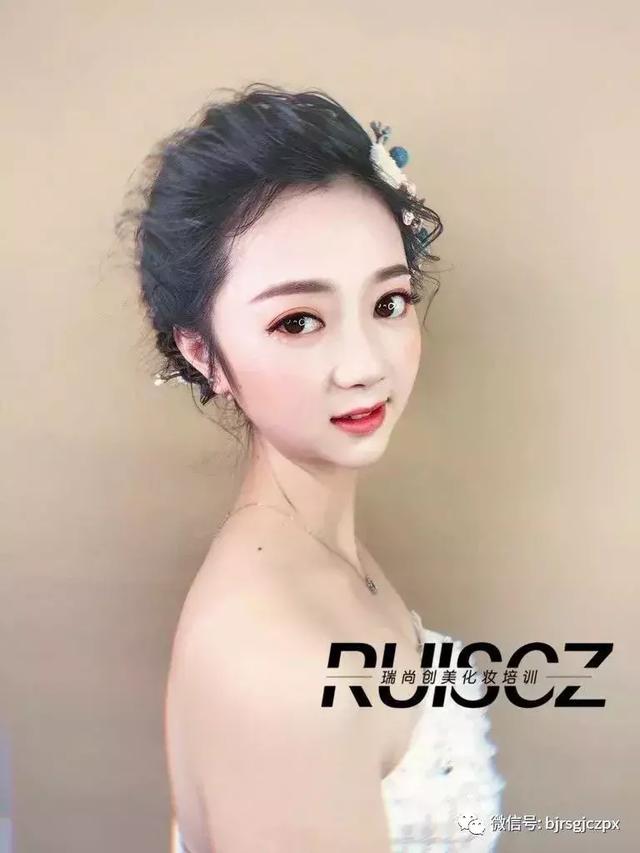 学习影楼课程怎么样?学员作品给你打个样!