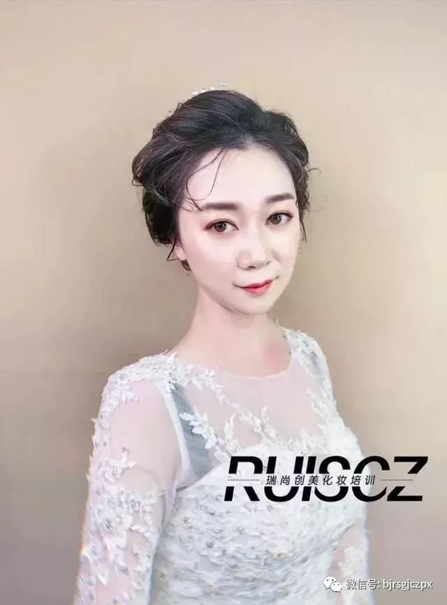 学习影楼课程怎么样?学员作品给你打个样!