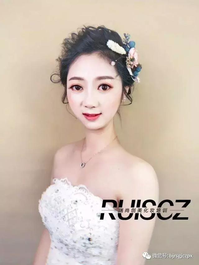 学习影楼课程怎么样?学员作品给你打个样!