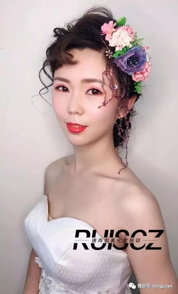 经典的鲜花新娘,居然也有N种打开方式!