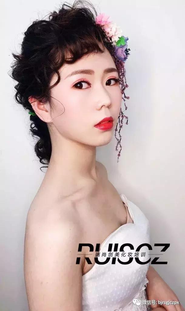经典的鲜花新娘,居然也有N种打开方式!