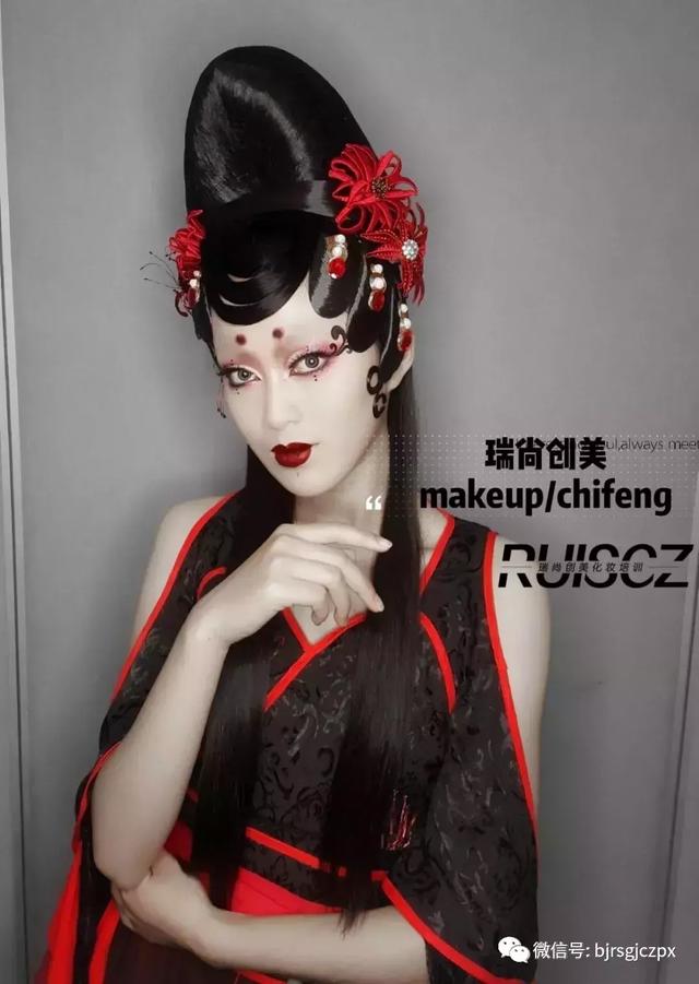 迟峰老师 | 彩妆造型大师班开课啦!