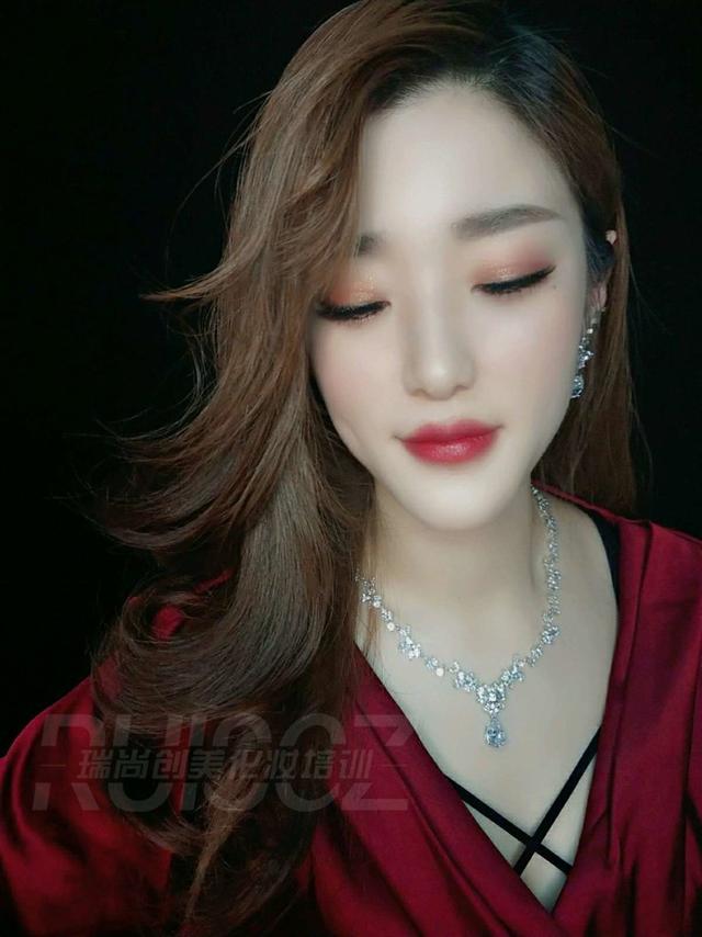 心机红毯妆,打造属于你的名媛style