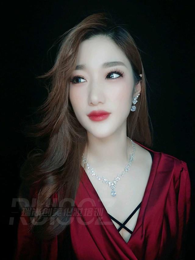 心机红毯妆,打造属于你的名媛style