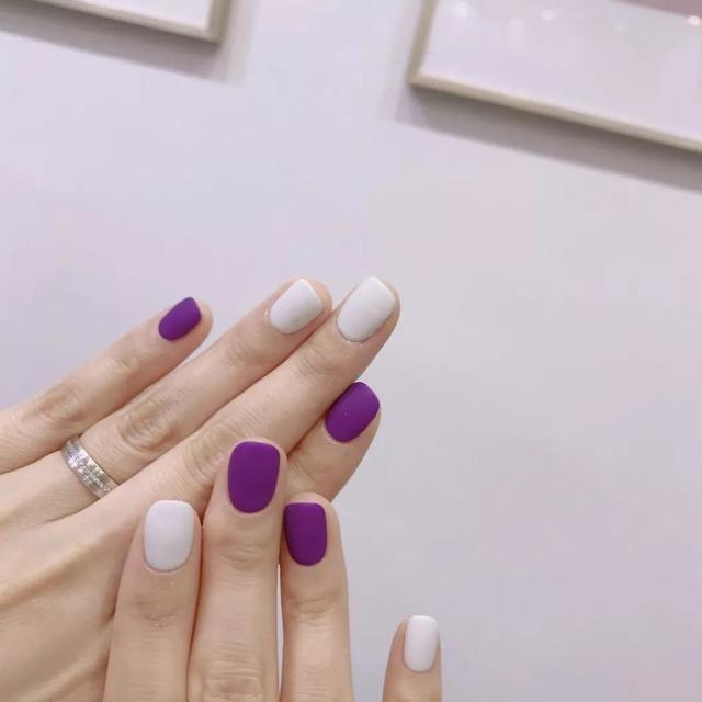 超好看的春季ins风美甲,配色简单巨显气质~