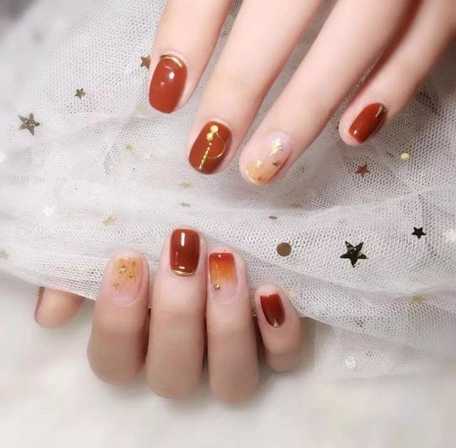把春天画在手上,百搭款式承包你的春季美甲